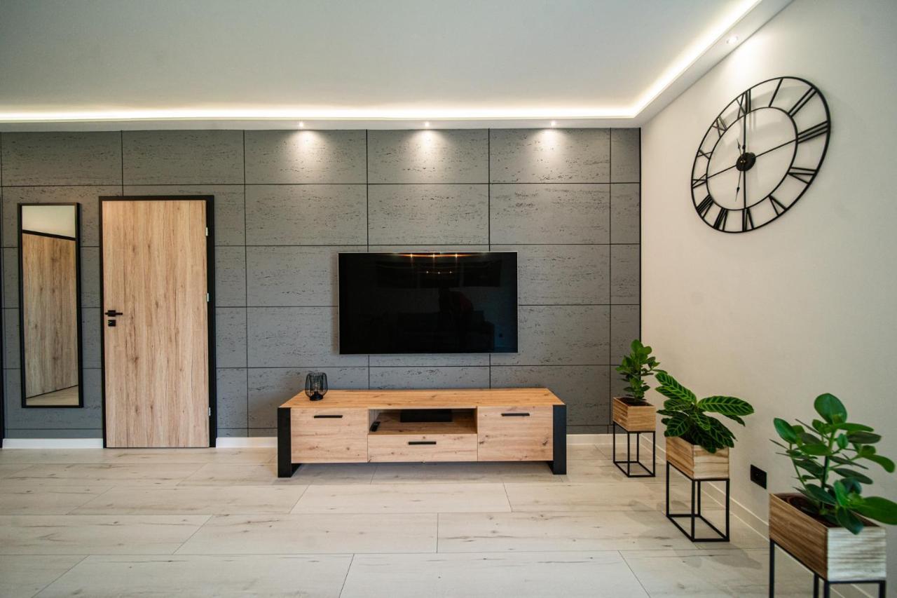 옐레니아구라 Apartament Duzy Staw 아파트 외부 사진
