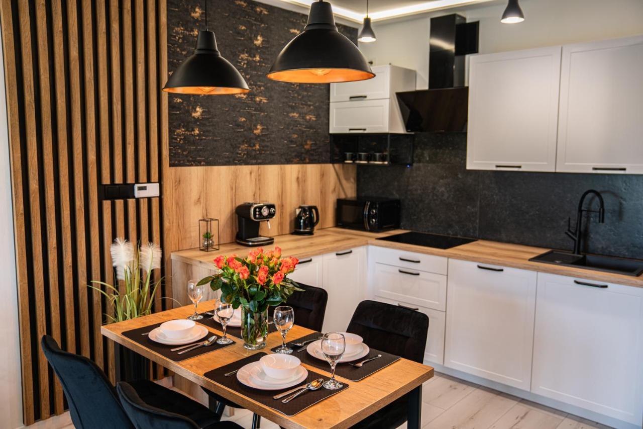 옐레니아구라 Apartament Duzy Staw 아파트 외부 사진