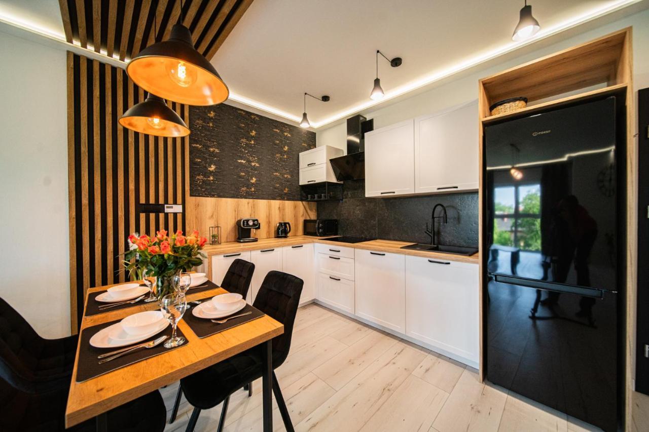 옐레니아구라 Apartament Duzy Staw 아파트 외부 사진